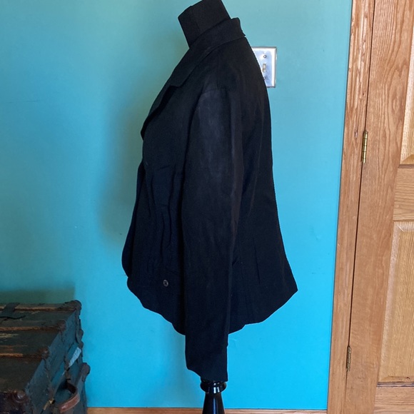 Pursuits ltd. Ladies 2 button collared blazer - Picture 4 of 7